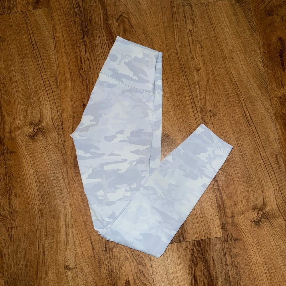 EUC Lululemon Leggings